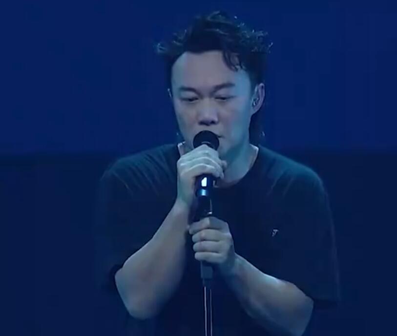 陈奕迅确诊新冠 陈奕迅就演唱会延期道歉