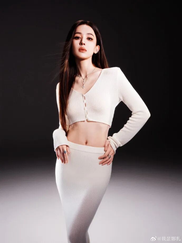 演员古力娜扎回应病情:情况不太妙